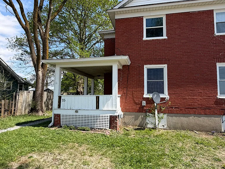 5549 S 100 E — Photo 1