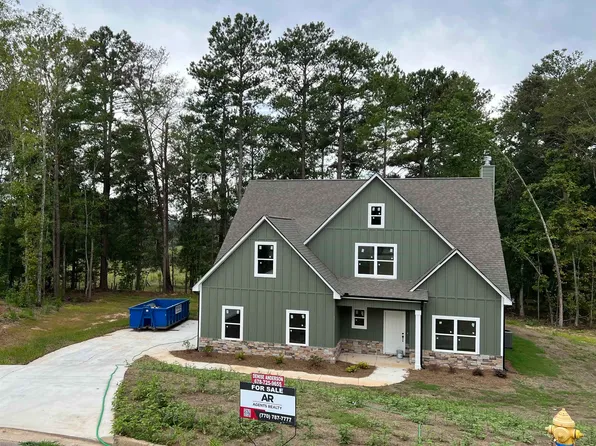 35 Landcaster Pl, Oxford, GA 30054