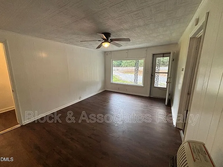 87 Robert Thompson Rd — Photo 14