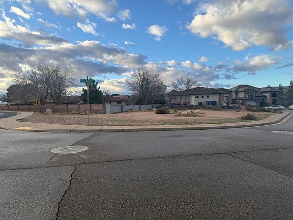 3rd image of 870 S St