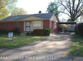 500 McDermitt Rd, Memphis, TN 38120