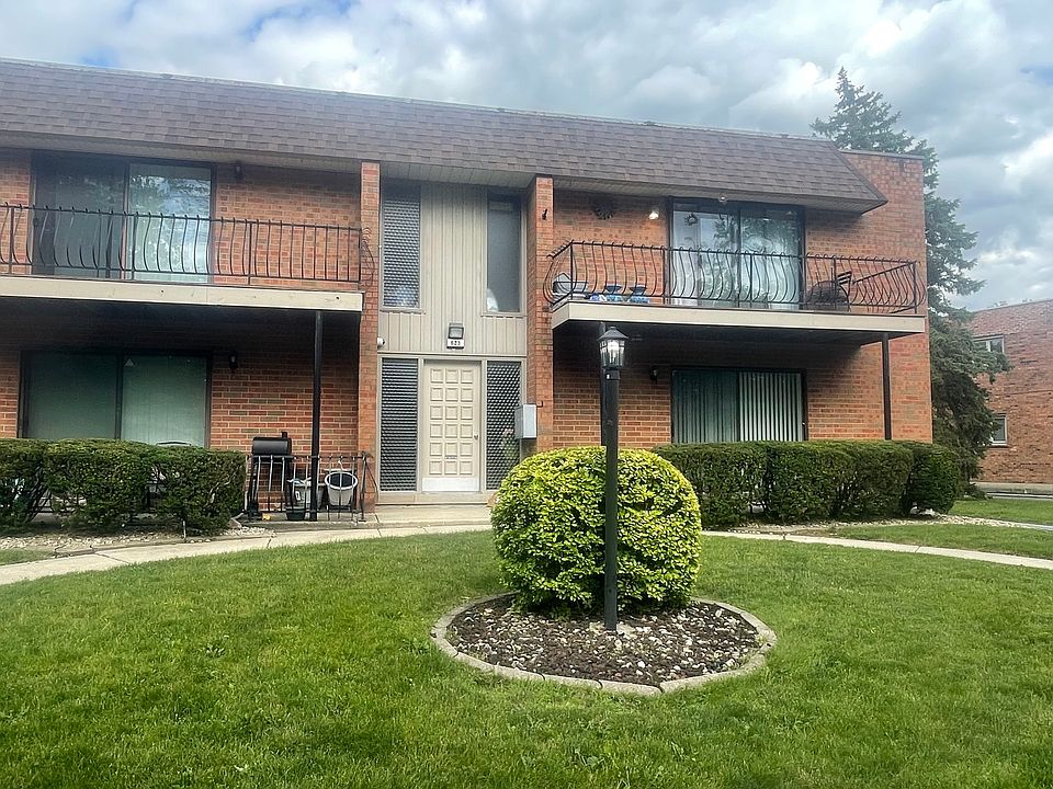 1st image of 623 Carroll Pkwy #101