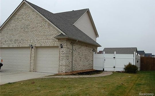 2nd image of 32306 Groat Blvd #82