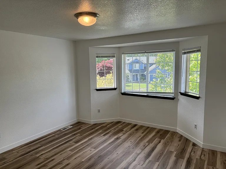 5491 Park Place Loop SE — Photo 32