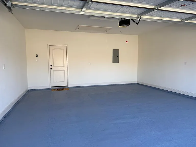 103 Mesquite St — Photo 16
