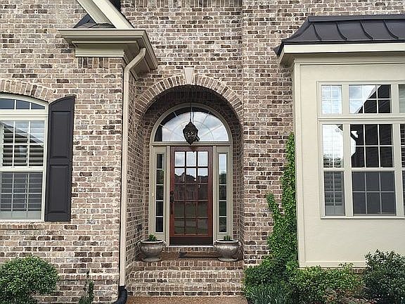 2nd image of 6046 Stags Leap Way