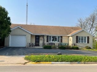 1412 10th St, Monroe, WI 53566