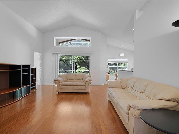 5th image of 839 MATTOCKS COURT