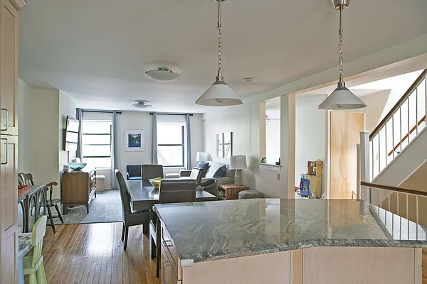 Rented by Compass | media 38