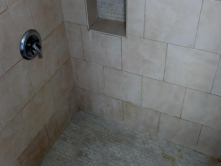 1307 W Henderson St #2 — Photo 9