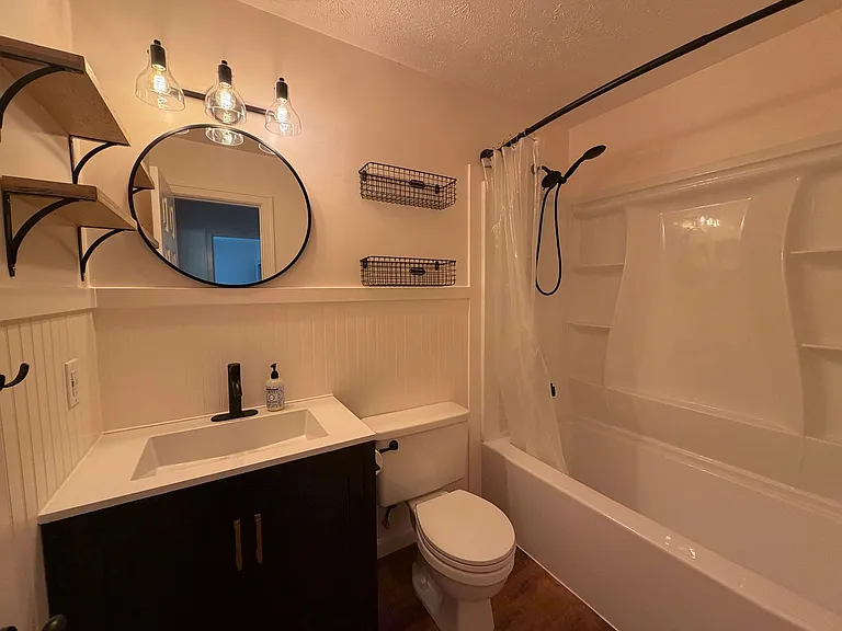 2421 Brook Ln — Photo 10