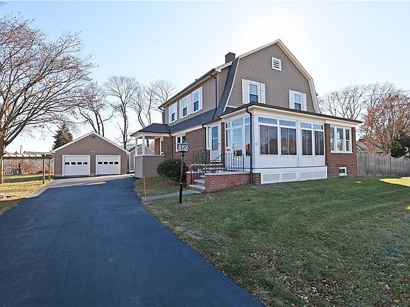 2nd image of 60 Elm Ave