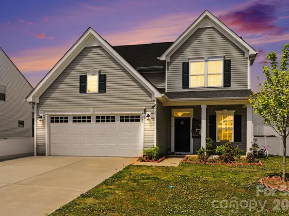 3243 Streamside Dr, Davidson, NC 28036