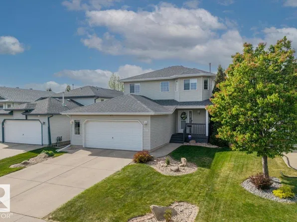 535 Wiseman Ln NW, Edmonton, AB T6T 1N6