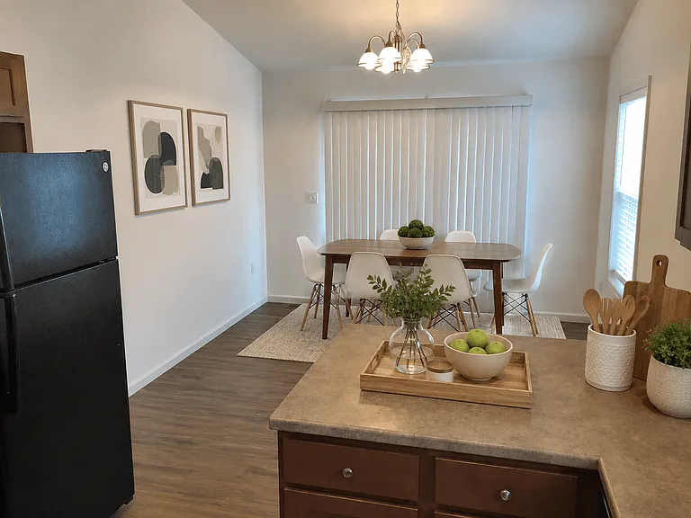 Crooked Tree Townhomes - Saginaw, Michigan — Photo 14