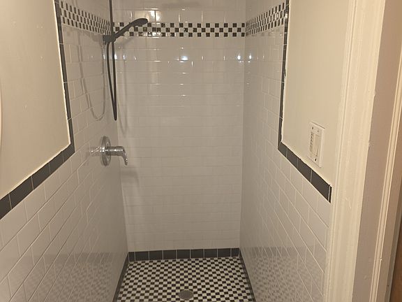 2nd image of 677 Van Nest Ave APT 1