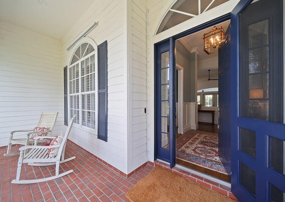 1st image of 119 SW Lake Rush Court