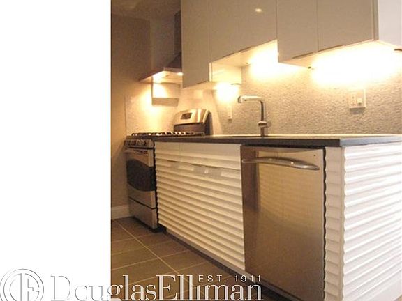 2nd image of 70 W 93rd St APT 29A