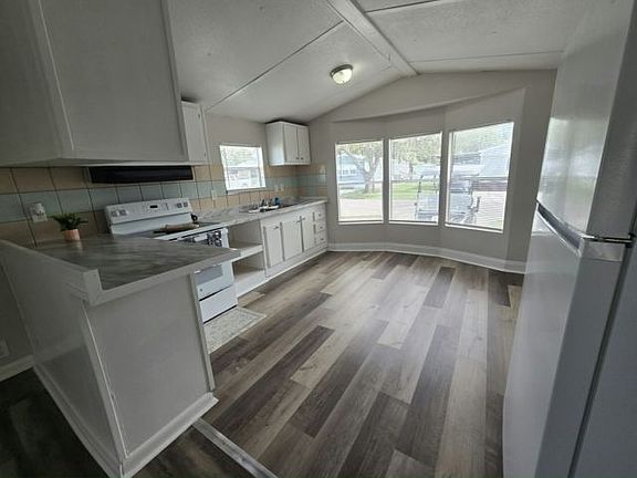 5th image of 11211 E Bay Rd Unit 52