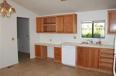 3rd image of 14955 Avenida Venusto Unit 84