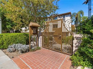 23473 Park Sorrento, Calabasas, CA 91302