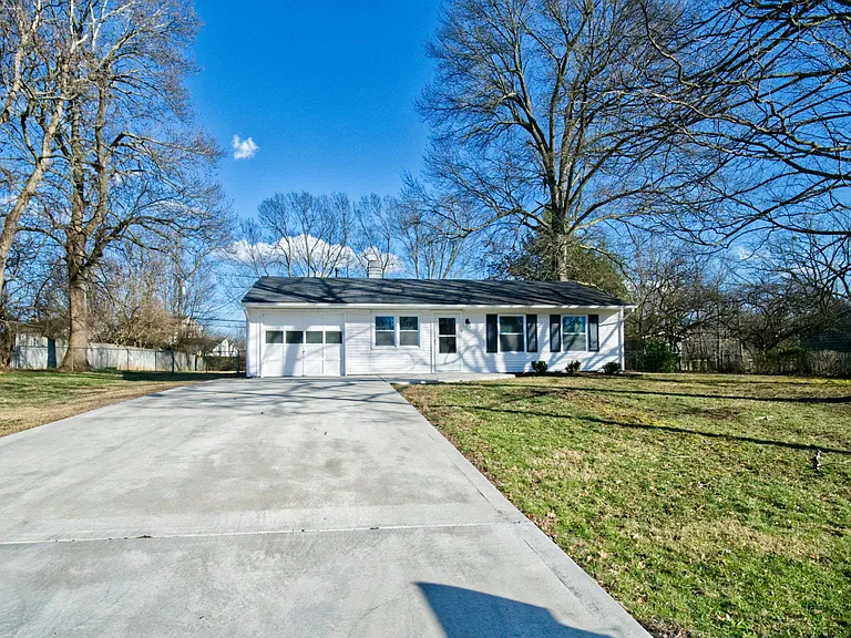 3112 Chelsea Dr — Photo 19
