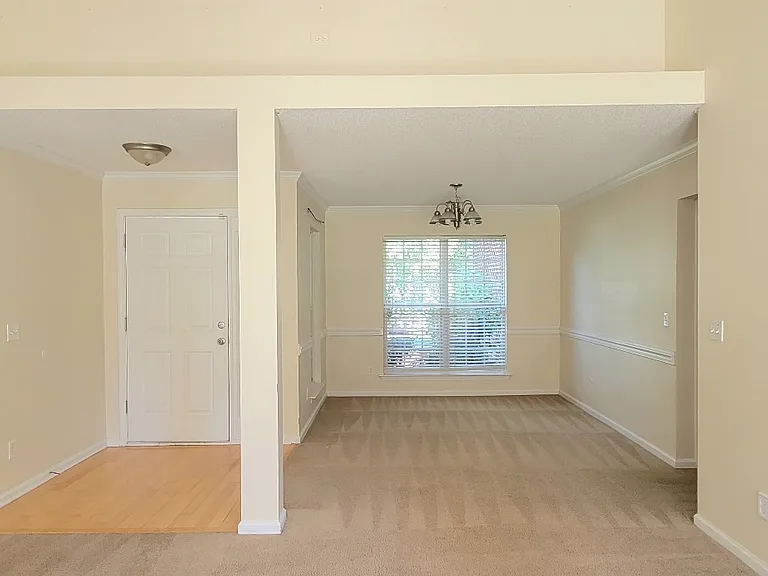 435 Creekside Cir — Photo 21