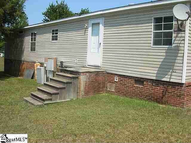 2nd image of 124 Keeler Bridge Rd