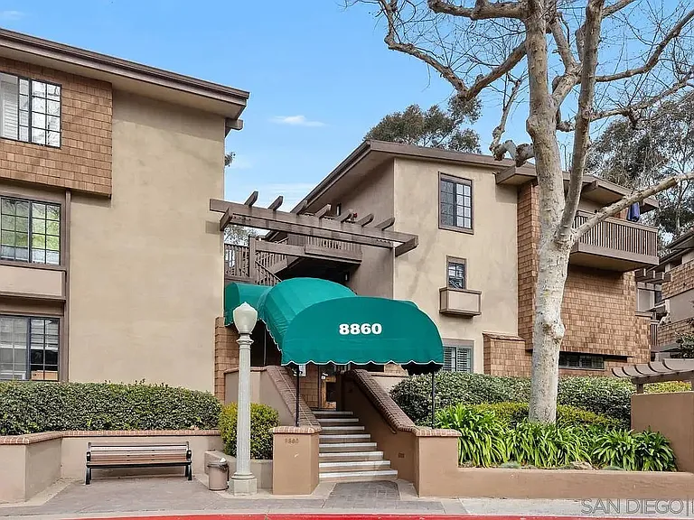 8860 Villa La Jolla Dr #314 — Photo 42