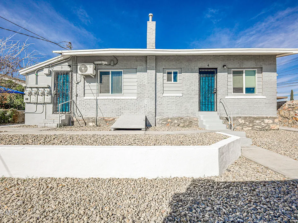 3622 Douglas Ave #4