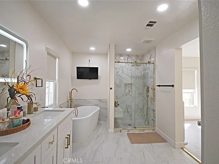 29268 Rio Lobo Way — Photo 17