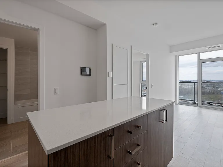 2782 Barton St E #608 — Photo 15