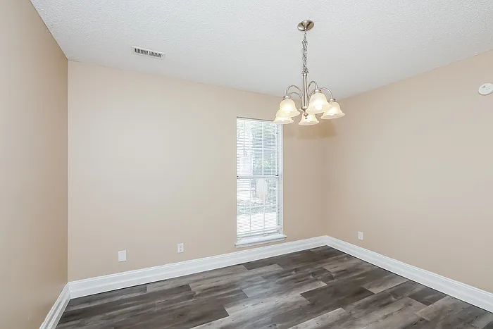 13715 Dealtry Ln — Photo 3