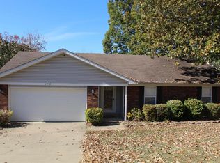 62 Summit Ridge Ct, Little Rock, AR 72211