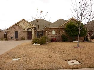 541 Branchwood Dr, Midlothian, TX 76065
