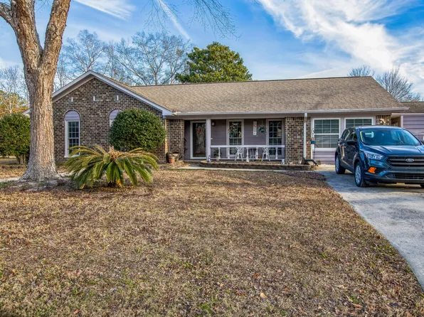 100 Wigwam Way, Summerville, SC 29486