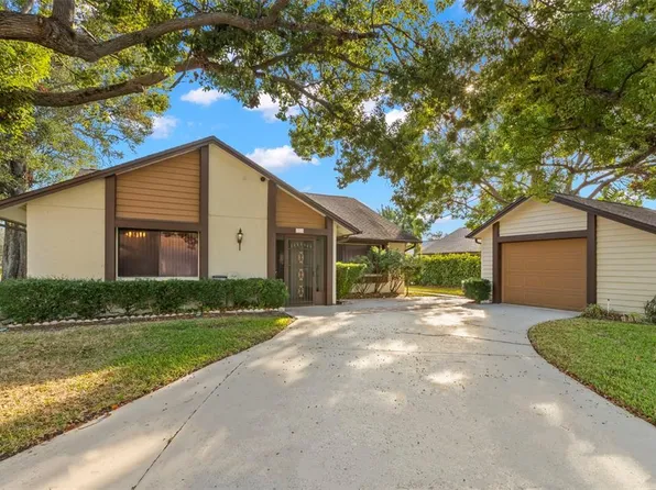 2205 Sequoia Dr, Clearwater, FL 33763