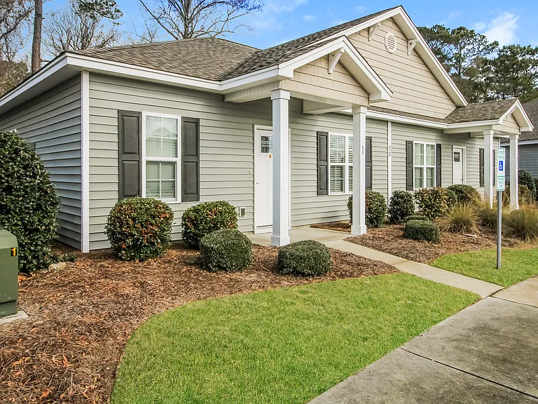 73 Highland Forest Cir #1 — Photo 2