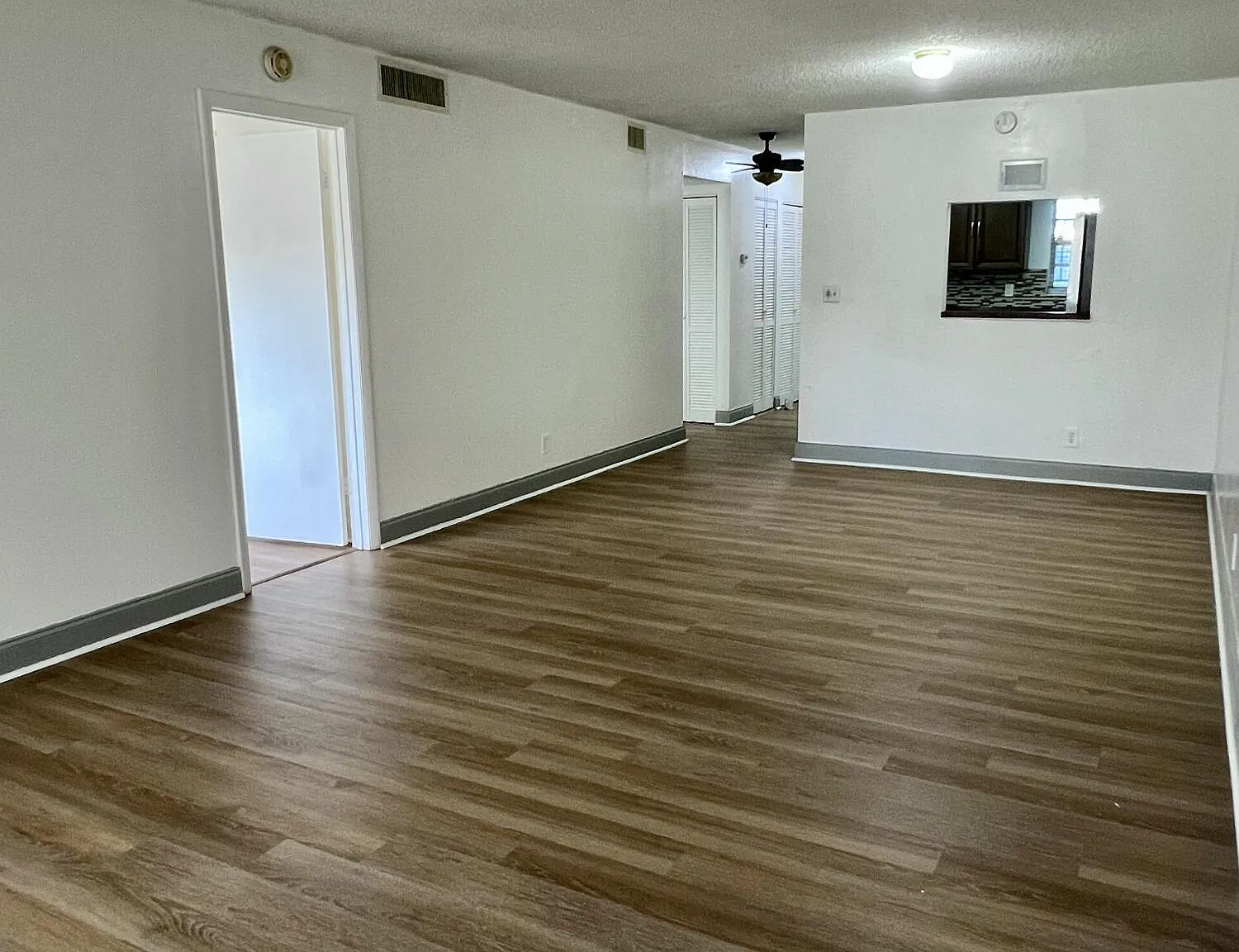 2 bed, 2.0 bath, 960 sqft, $2,200 — Photo 4