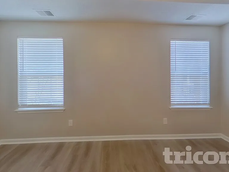 89 Smokewood Dr — Photo 5