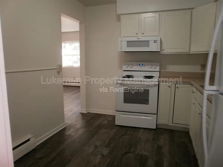 1536 Henson Ave #4 — Photo 7