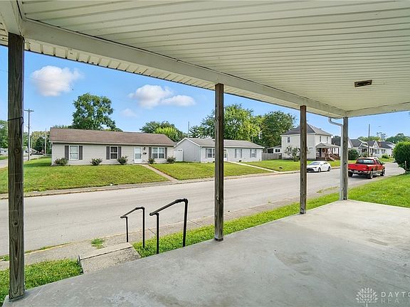 3rd image of 501 2nd St