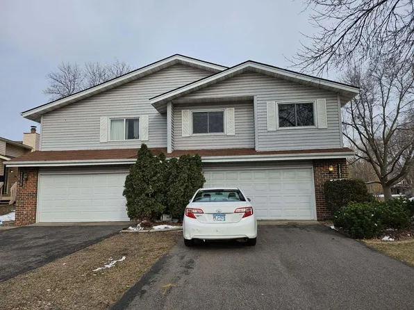 7152 Unity Ave N, Brooklyn Center, MN 55429