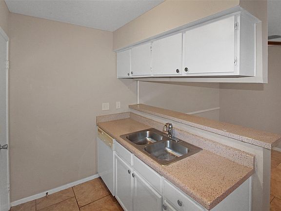 5th image of 16303 Lyons School Rd APT 313