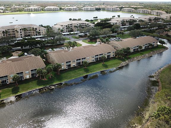 2nd image of 8091 Queen Palm Ln APT 322