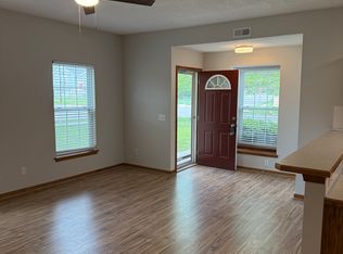 300 S Darrowby Dr, Raymore, MO 64083