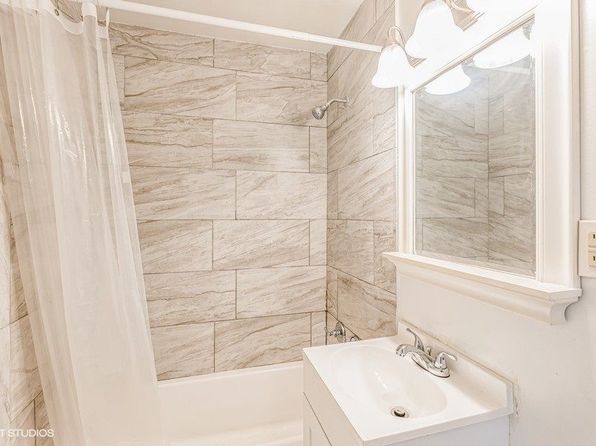 214 Jordan St, Adrian, MI 49221