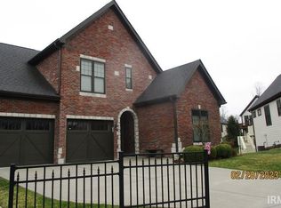 1725 S Springhouse Dr, Bloomington, IN 47401