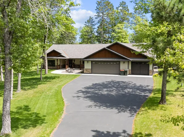 16605 Piper Ln, Brainerd, MN 56401
