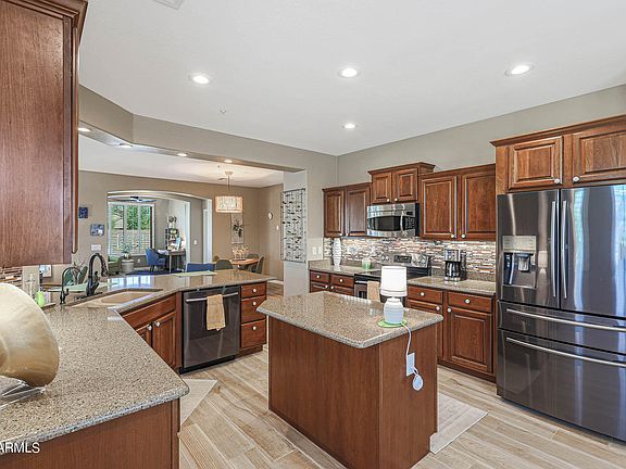 4th image of 28437 N 128TH Drive